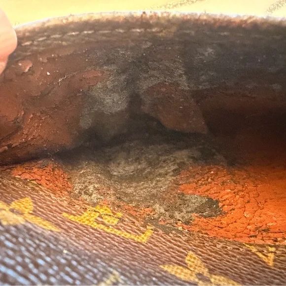 authentic Louis Vuitton Monogram Mens Clutch